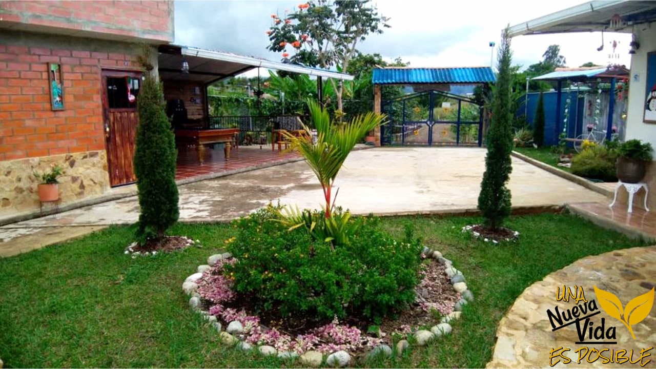centros fundaciones de rehabilitacion para drogadictos alcoholicos privados en valle del cauca colombia internado para drogadictos menores jovenes adolescentes mujeres alcoholicos en calima ansermanuevola cumbre yotocobolivar riofrio en valle del cauca alcala valle ulloa